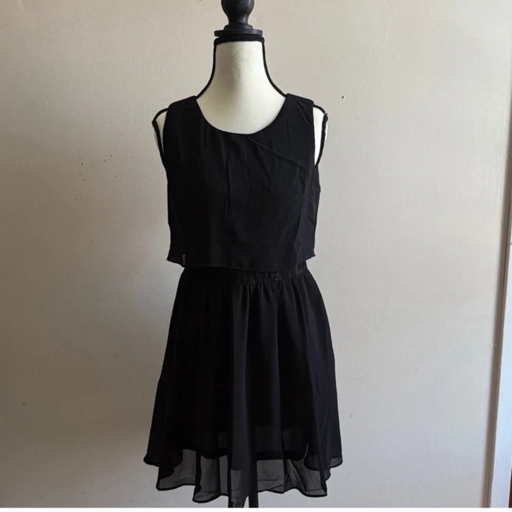 Uniqlo Black Sleeveless Mini Dress